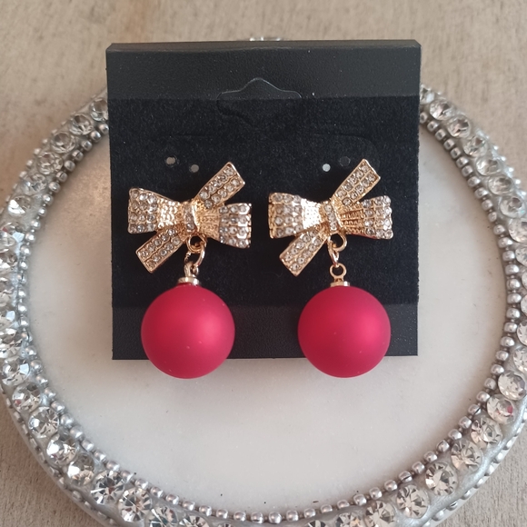 Red and Gold Holiday Christmas Bow Rhinestone Dangle Drop Earrings - Picture 6 of 11